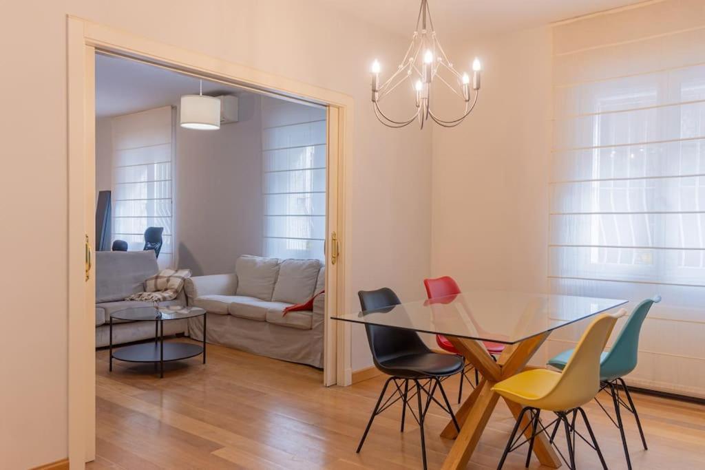 Apartamento For Amplio Y Elegante En Paseo De La Habana Temporal Pdh52